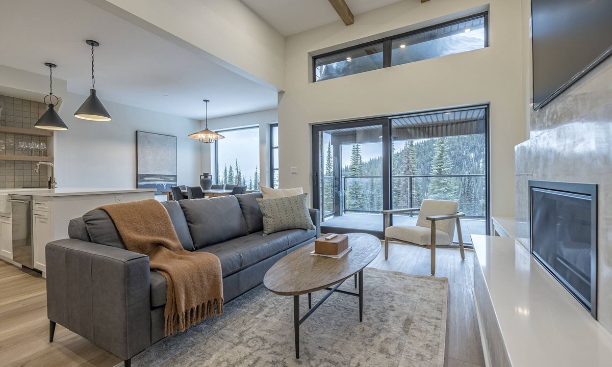 Silver Star Mountain House | 5 bedroom home with direct ski access, sauna, private laundry and garage