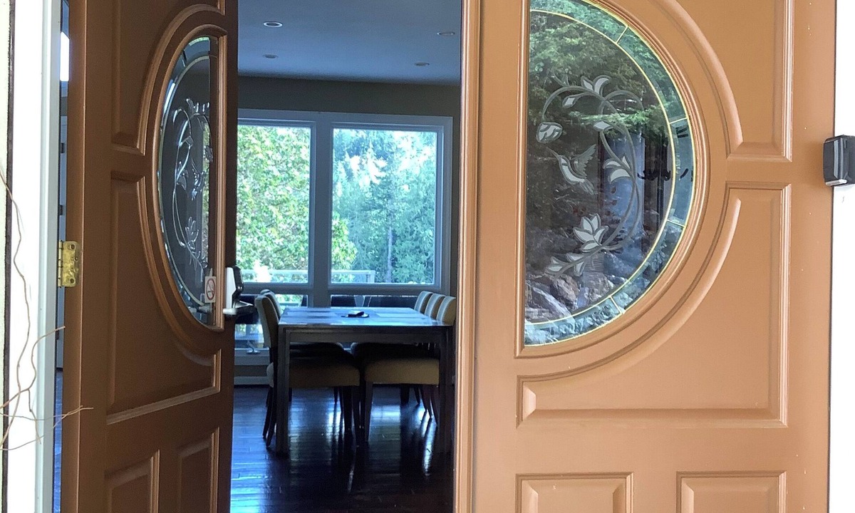 Brinnon House | 5-bedroom Waterfront House in Pleasant Harbor!