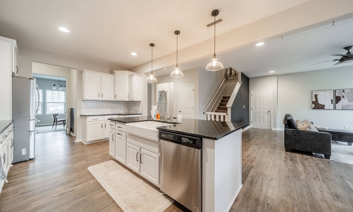 Charlotte House | 5 Beds| Spectrum Center | Bank of America Stadium