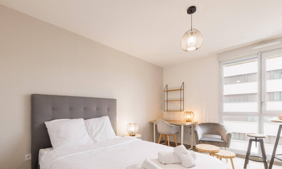 Clermont-Ferrand Apartment | 5 Le Loki - Tramway - Wifi