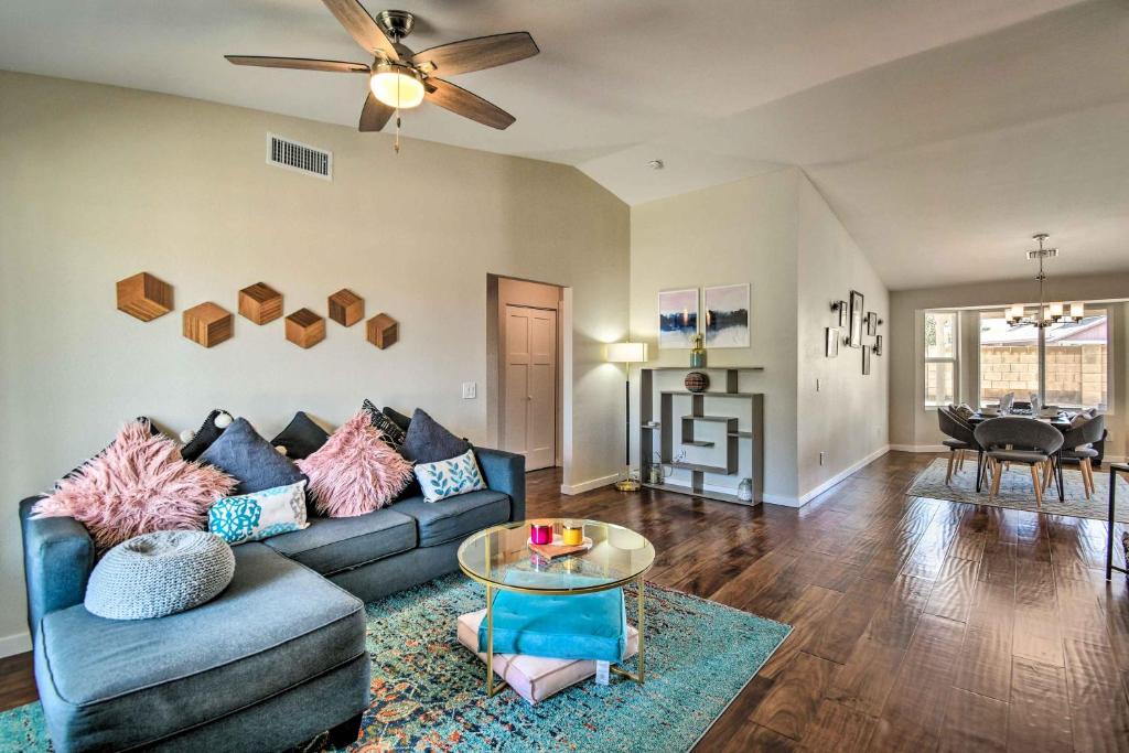 Deer Valley House | 5 Mi to Spring Training! Family Haven in Glendale