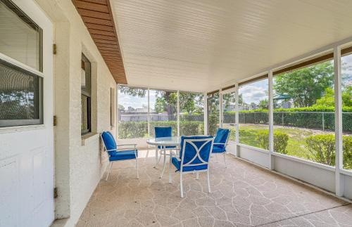 Spring Hill House | 5 Mi to Weeki Wachee! Home w/Lanai & Air Hockey