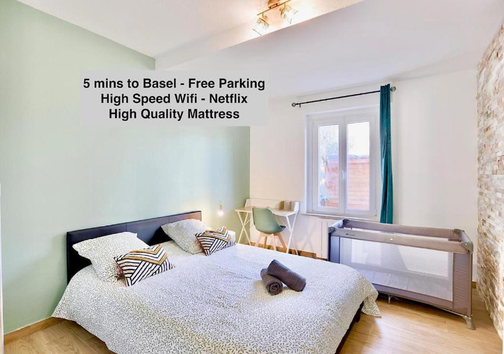 Saint-Louis Apartment | 5 mins to Basel - Private Parking Space - Fully Renovated