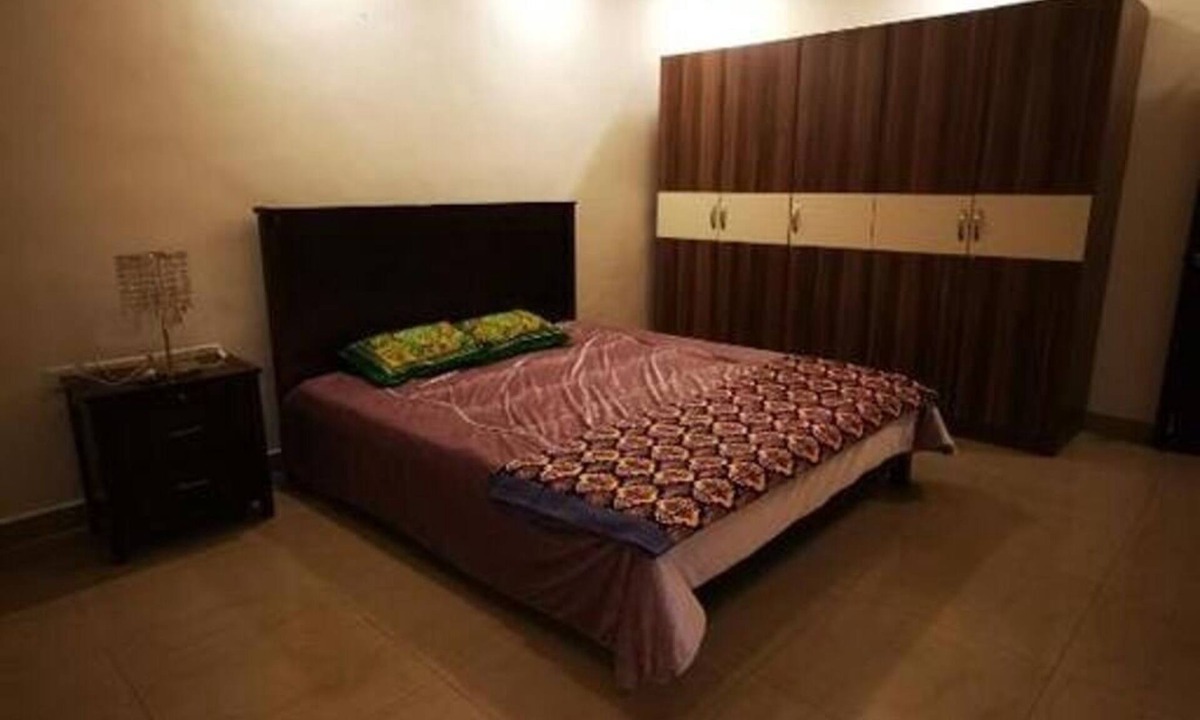 Pallavaram Apartment | 5 Minutes to Airport - Spacious private apartment