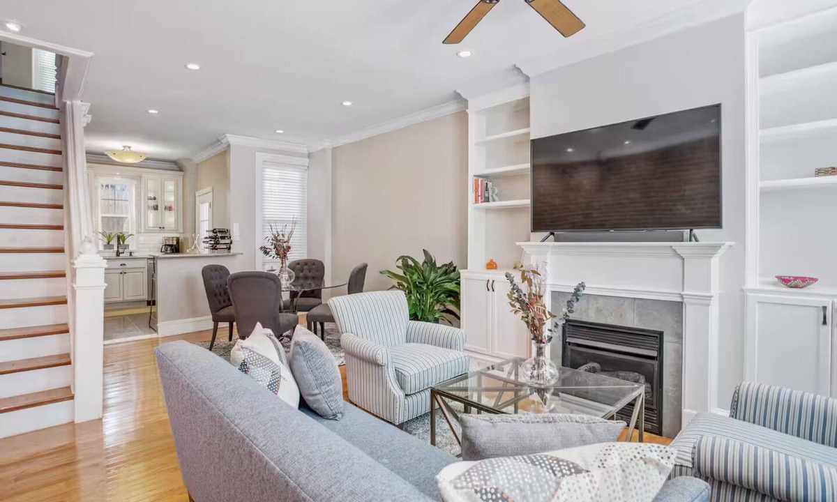 Brewerytown House | 5-Star Charming Philly Townhouse in Museum Area