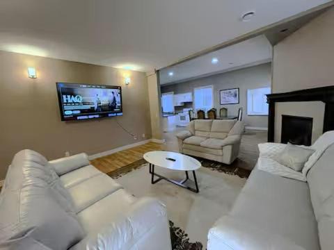 Southwest Mission House | 5024 Seon Crescent