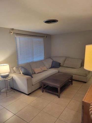 Holiday House | 5444 Baumann Ln