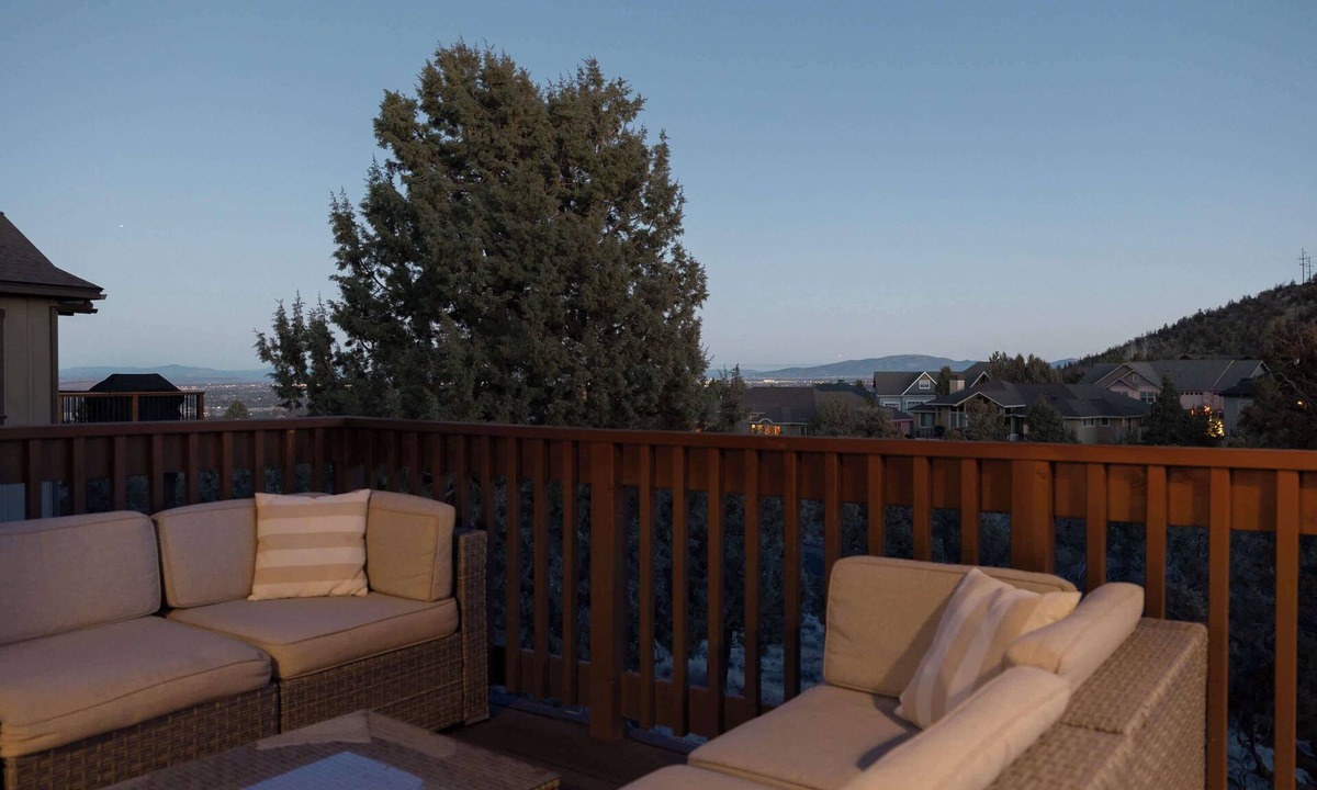 Redmond House | 5BR Eagle Crest Lodge with Resort Amenities