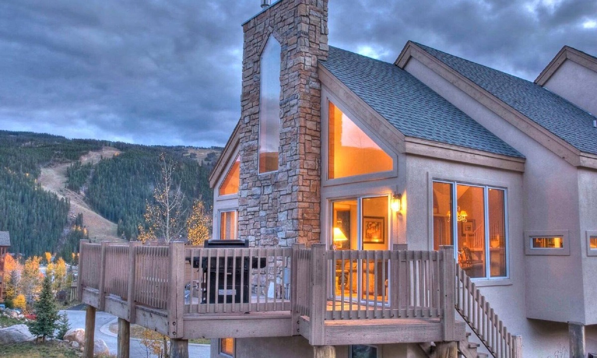Keystone House | 5BR Home in Keystone Ski Area-private hot tub; panoramic view; 16 separate beds
