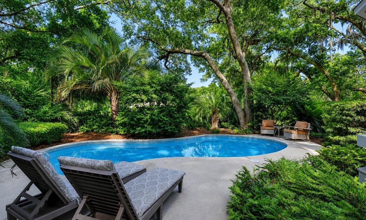 Heritage Woods House | 6 Baynard Cove - Escape to this luxury 5-bedroom Sea Pines home!