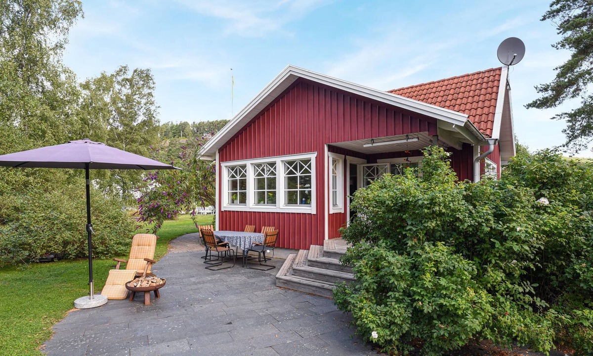 Sunningen House | 6 bedroom accommodation in Uddevalla