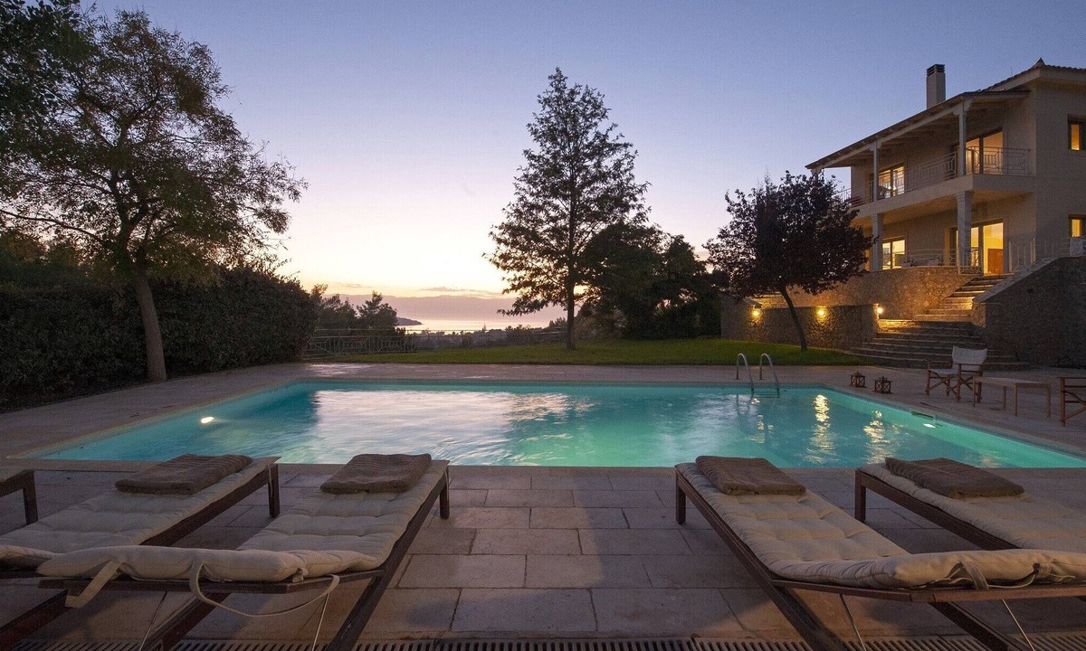 Kilada Villa | 6 bedroom accommodation in Kranidi