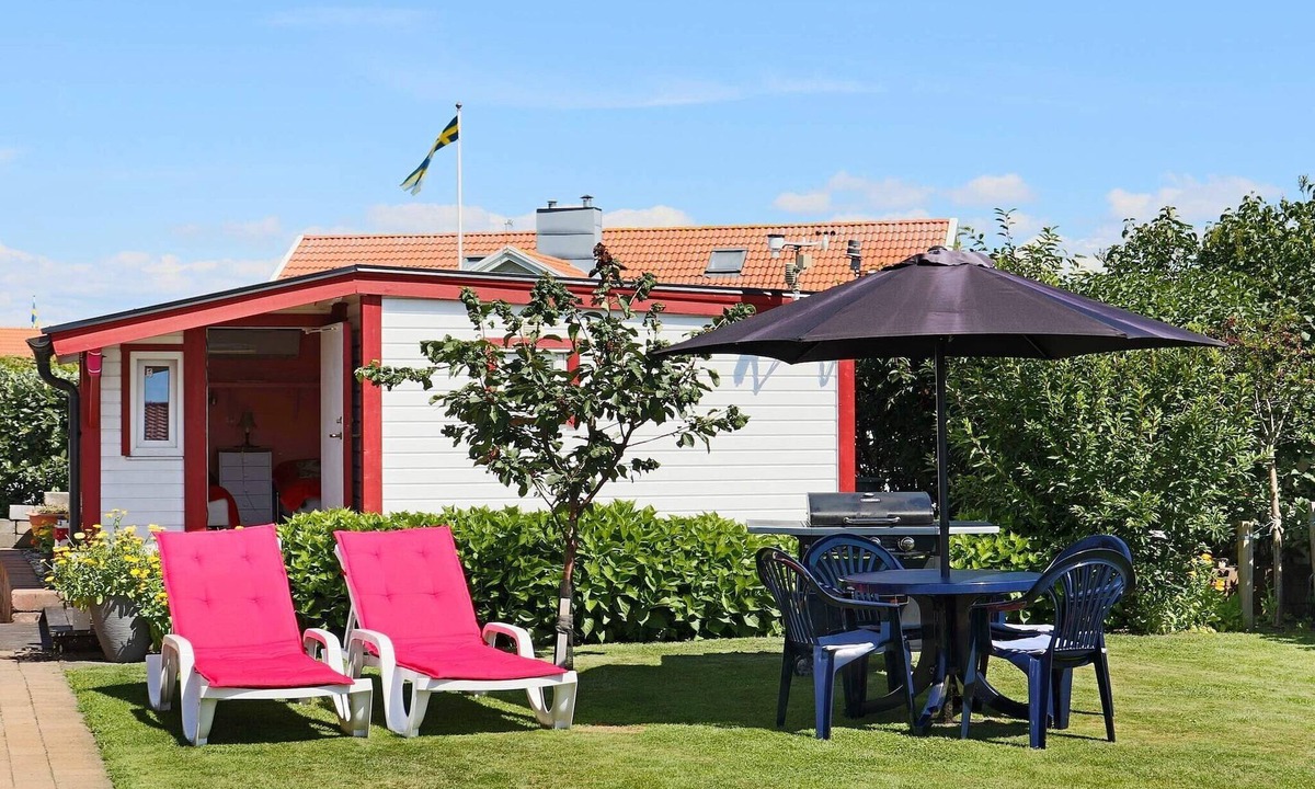 Falkenberg House | 6 person holiday home in FALKENBERG