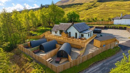Bridge of Orchy Hotel | 60 Mile Inn - Luxury Pods with Hot Tubs