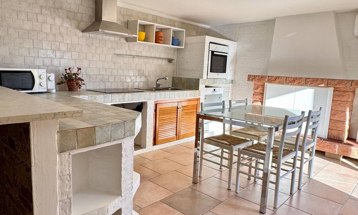 Santadi Apartment | 60m2 open space with garden and patio