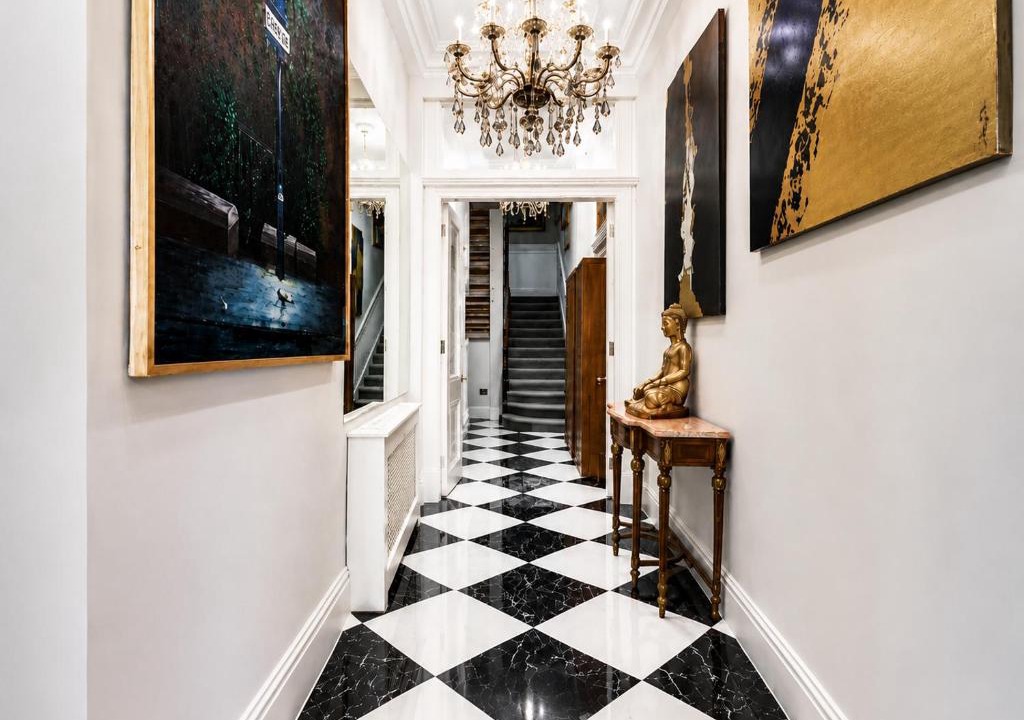 Warwick Apartment | 64 Eccleston Square