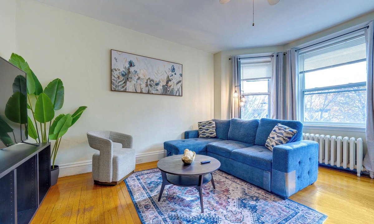 Brookline Apartment | 65inTV:Free Parking:Longwood:King Bed:Full Kitchen