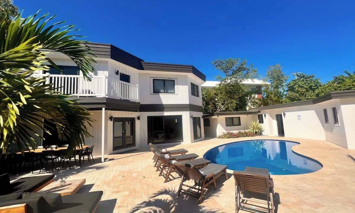 Barrier Island Villa | 6BR Luxury Villa: Walk to Beach & Events