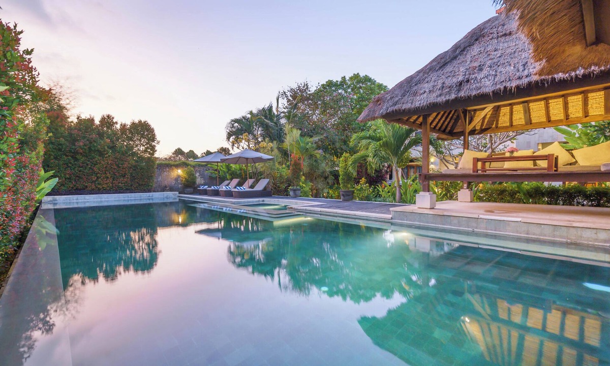 Berawa Villa | 7 Bdr-Last Minute Deal 50%+ OFF! Near Beachclubs