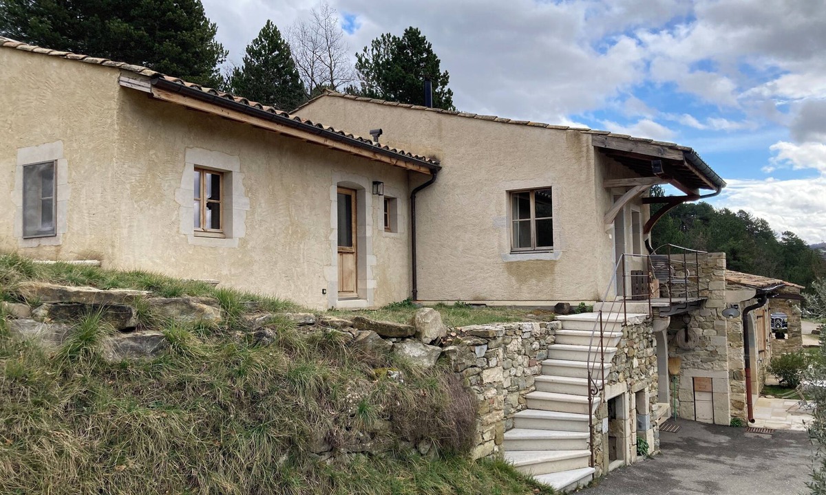 Saou Bed & Breakfast | 70 m² self-contained gîte for 2 people in the heart of nature