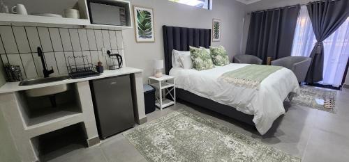 Bloemfontein Apartment | 72 on Circle