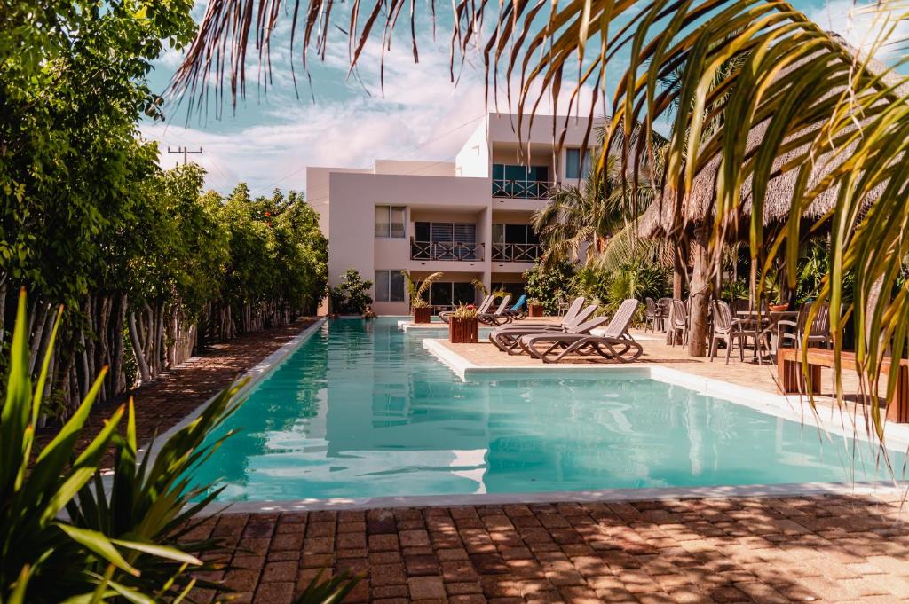 Merida Apartment | 78796 Cozy unit by the Pool, Fiber Optic, 70m to Ocean