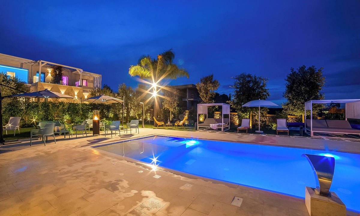 Scorrano Villa | 7br Luxury Villa - Pool, Garden & Parking, Scorrano, Italy