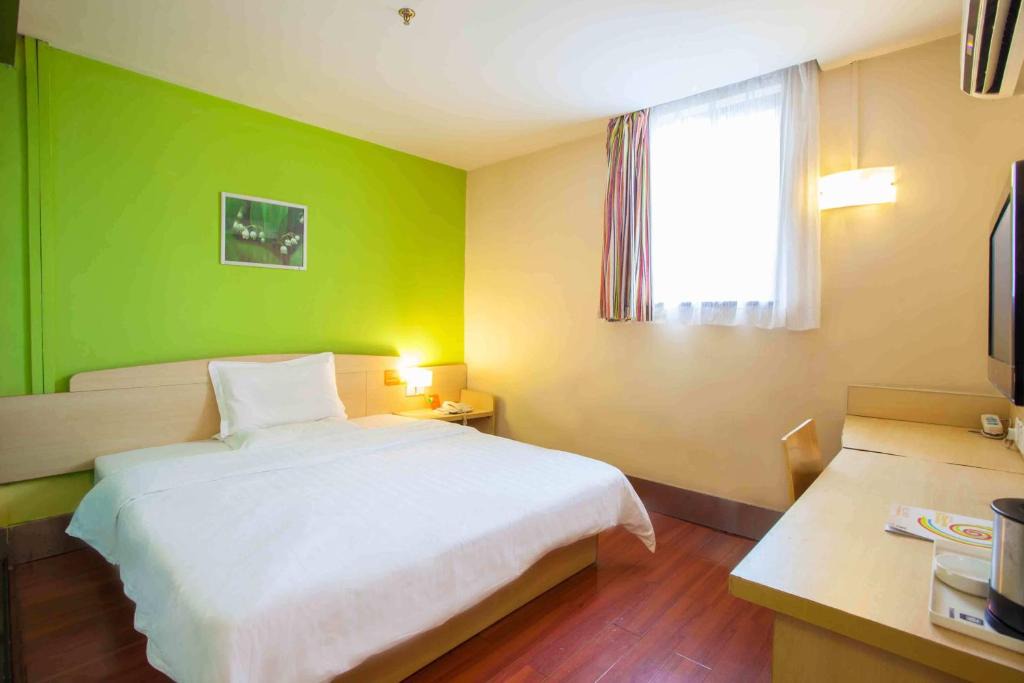 Chenghua Hotel | 7Days Inn Chengdu Chengyu Interchange Station