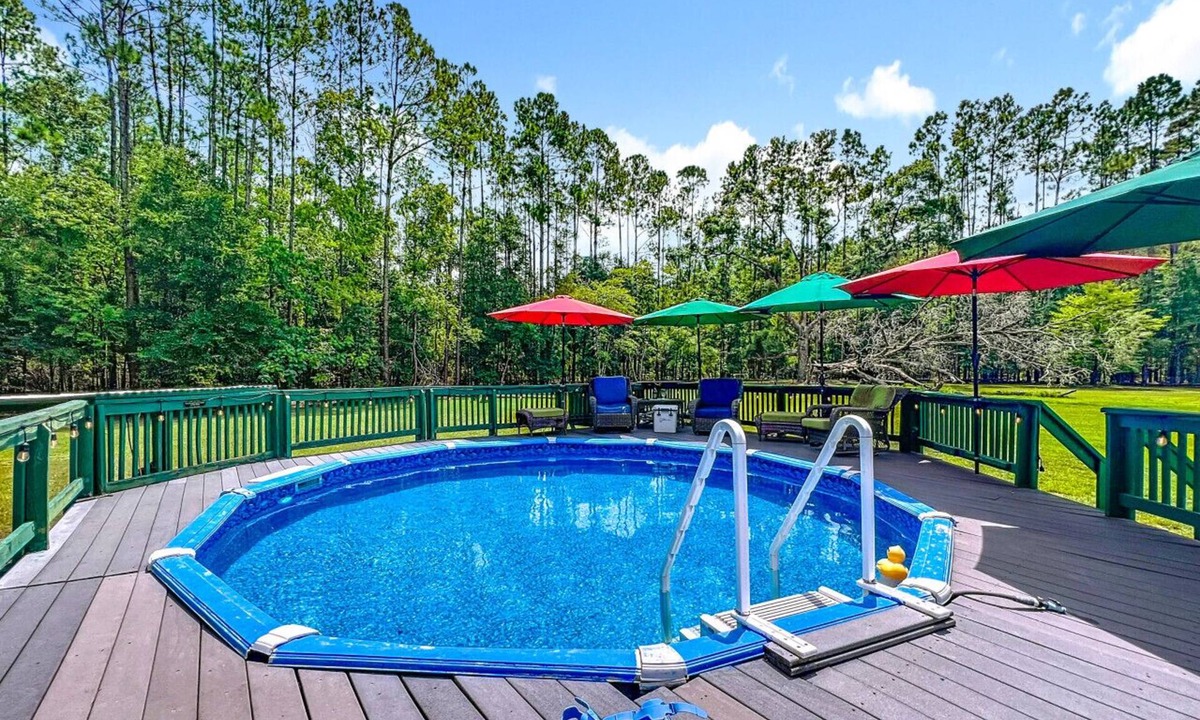 High Springs House | 8.5-Acre Hideaway Pool, Pet-Friendly Retreat