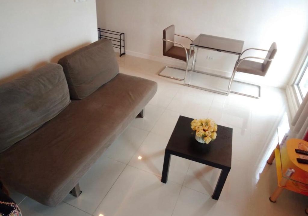 Barangay 670 Apartment | 8 Adriatico