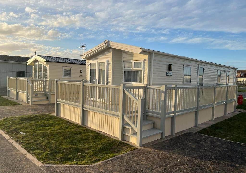 Chapel Saint Leonards Resort | 8 berth caravan PG214 Golden Palm Chapel st Leonards