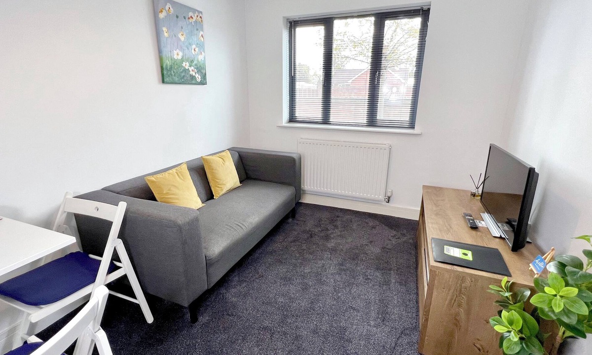 Stafford Apartment | 8 Cross Court, Stafford