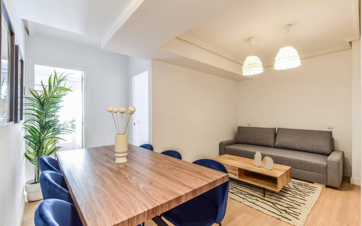 Embajadores Apartment | 80 m² Apartment ∙ 2 bedrooms ∙ 6 guests