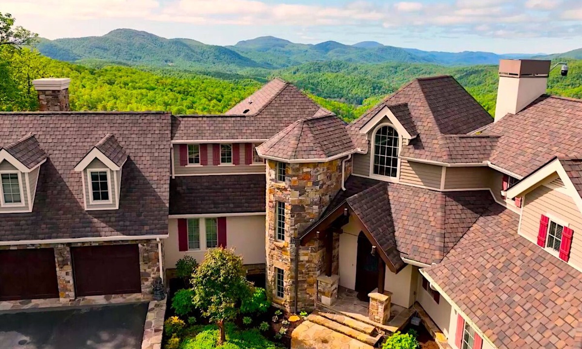 Black Mountain House | 8000sf Luxurious Estate with Majestic Mountain Views. Black Mountain/Asheville