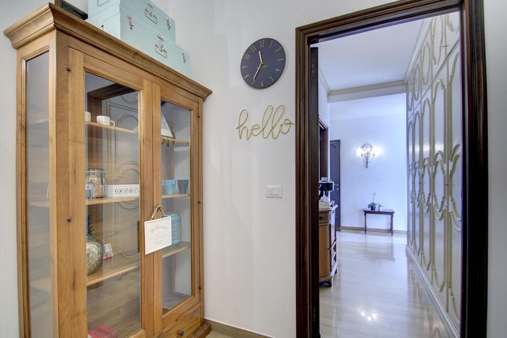 Mestre Apartment | 900-1,double bed/bath,wifi/aircond,breakfast facility