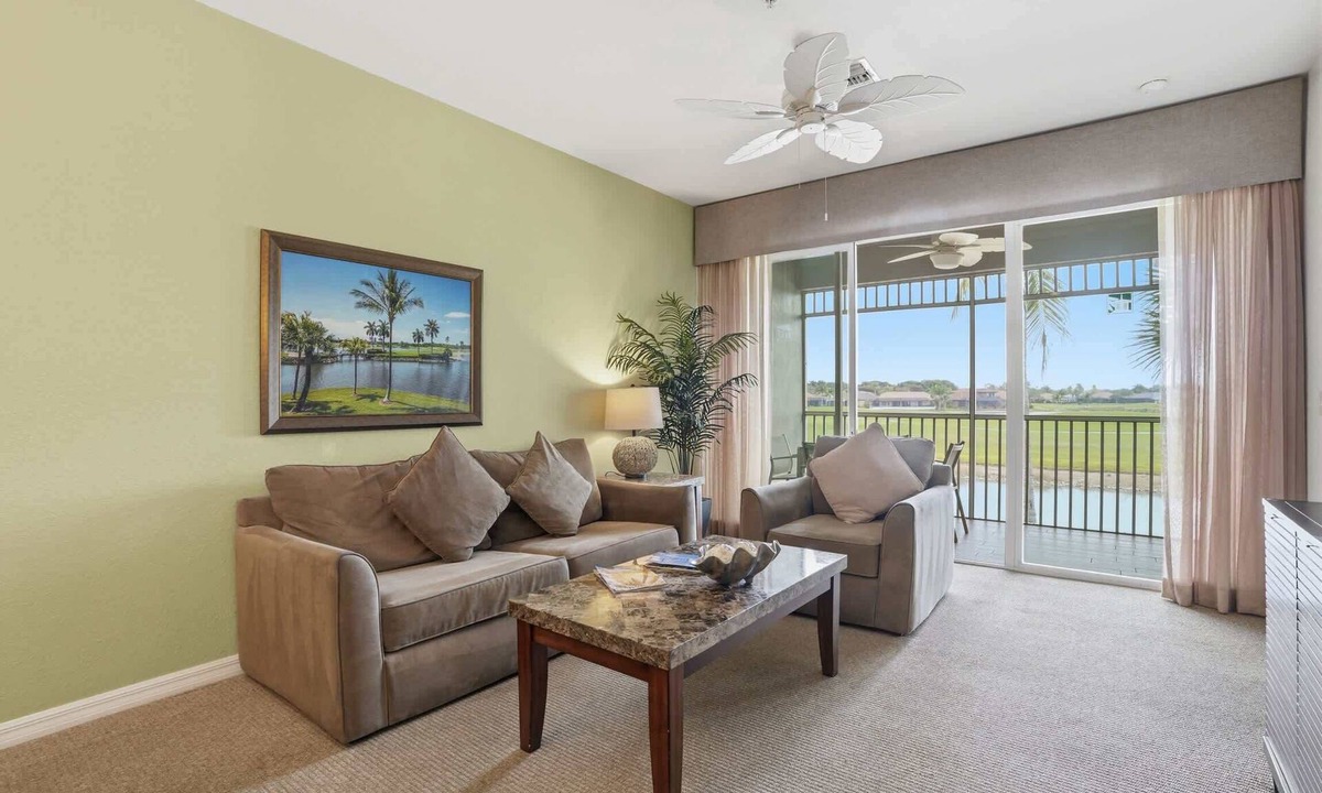 Naples Condo | #926 End Unit 3BR Retreat - Golf & Water Views