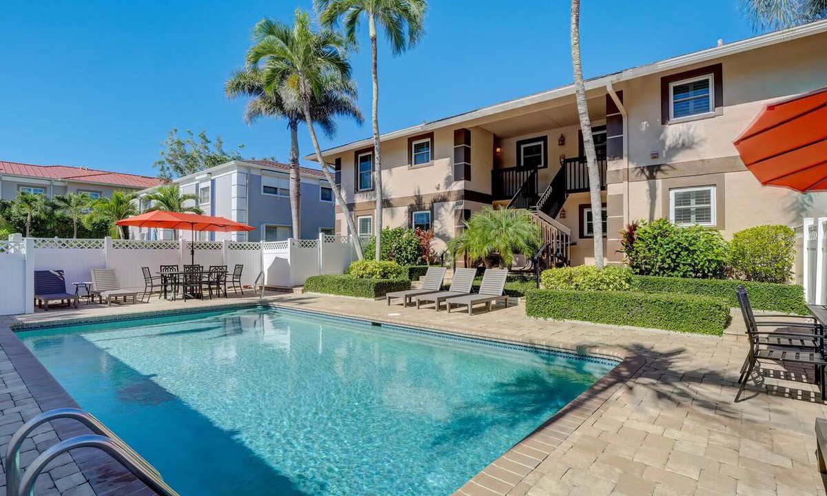 Royal Harbor Condo | A-1 - Waterfront Condo Near Naples Bay & Beaches
