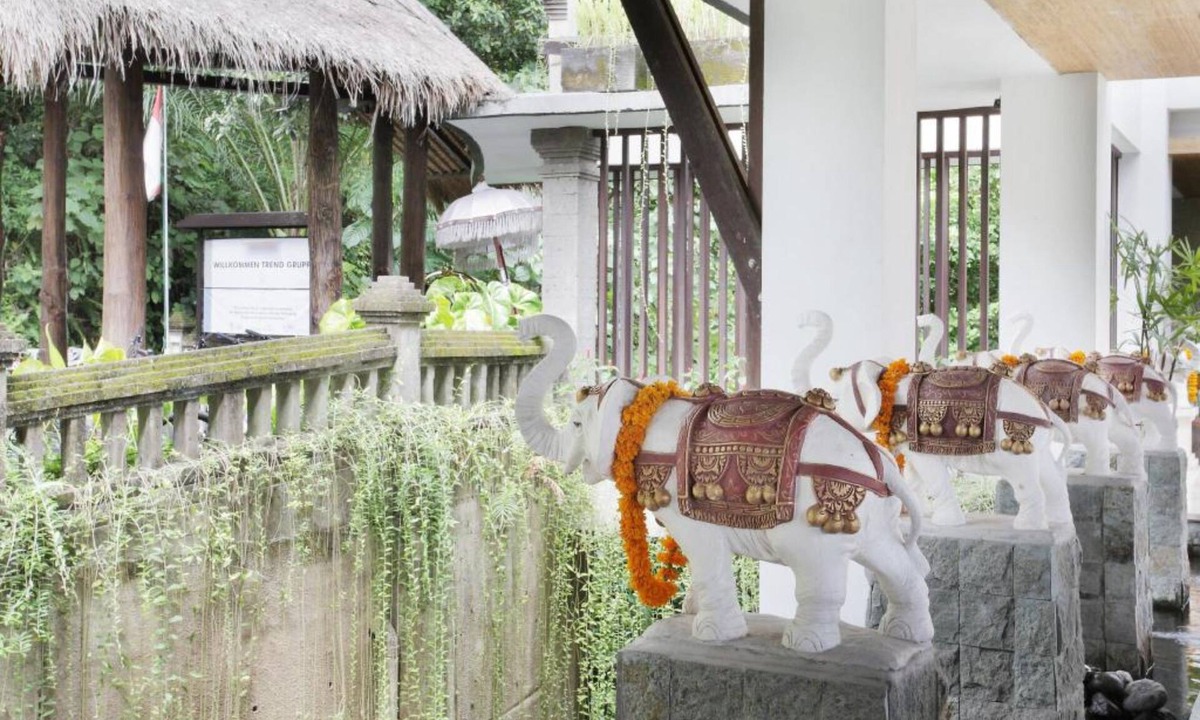 Kelusa Hotel | A Balinese Resort Surrounded with Lush Greenery with Stunning View
