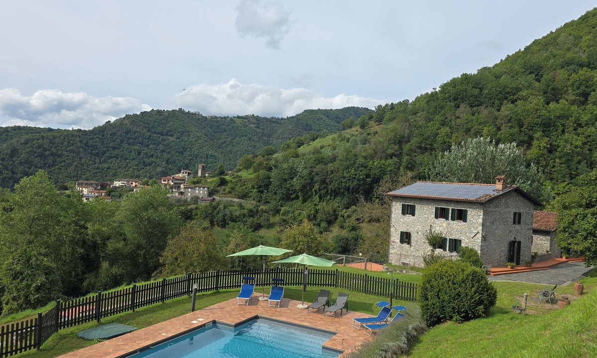 Fosciandora Villa | A beautifully restored villa in the heart of the Garfagnana with private pool