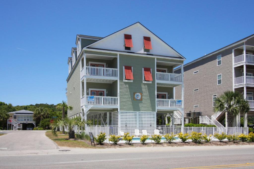 Ocean Drive House | A Blessing from Above B -North Villa
