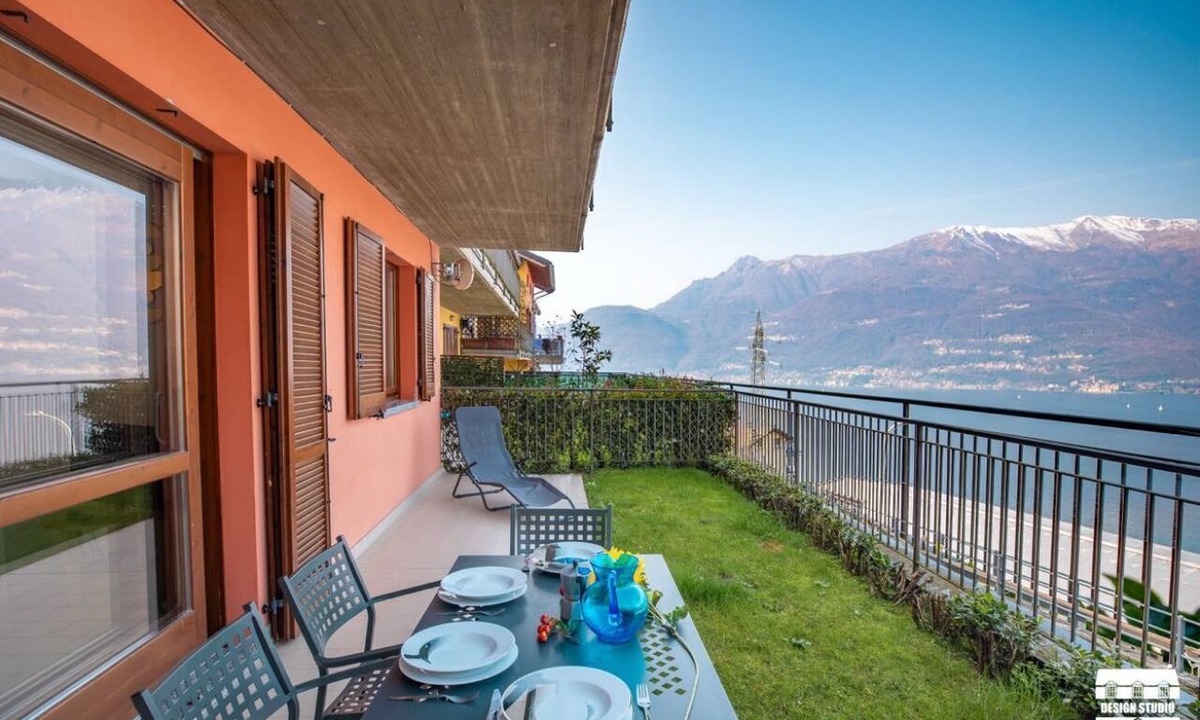 Bellano Apartment | A breathtaking view in an enchanting place on LAKE COMO: apartment with 2 large bedrooms, an ideal solution for 2 couples or a family of 4. The apartment is located on the hills of Bellano, near an old sawmill. Free parking spaces are available right in