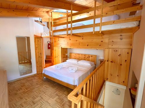Pellare House | A Casa di Ida, Rifugio Rustico Stile Chalet in Cilento