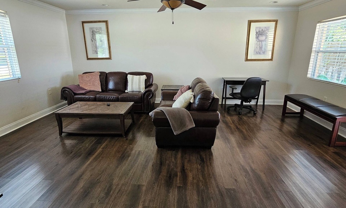 Fairview Shores House | A comfortable home close to the city, yet tucked away from the noise.