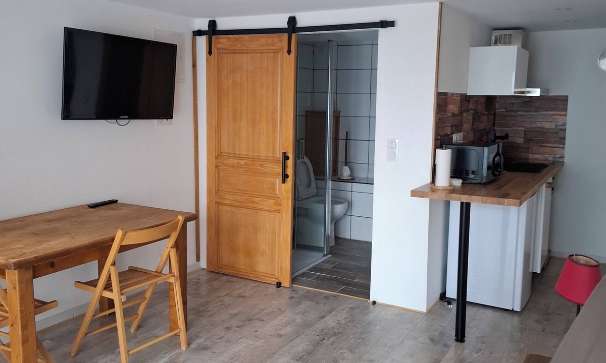Frontenex Apartment | A cool studio apartment in the summer at the foot of the Col de Tamié.