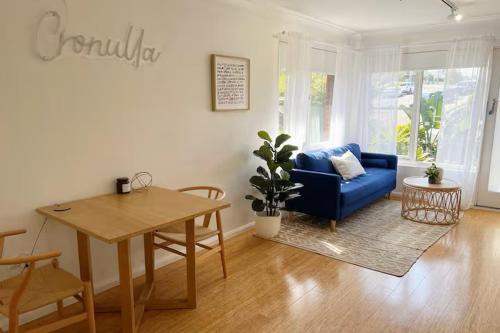 Cronulla Apartment | A Cozy 1BR in Cronulla Walk to Beach & Shops