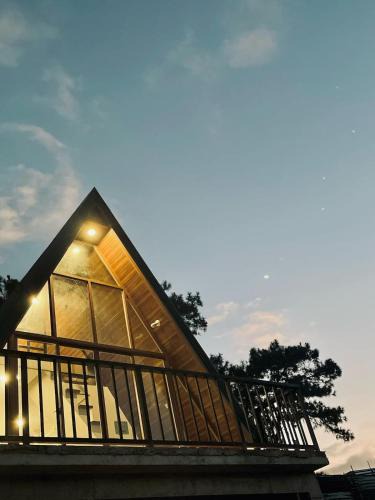 Baguio Apartment | A Cozy Cabin Unit 1 for couple