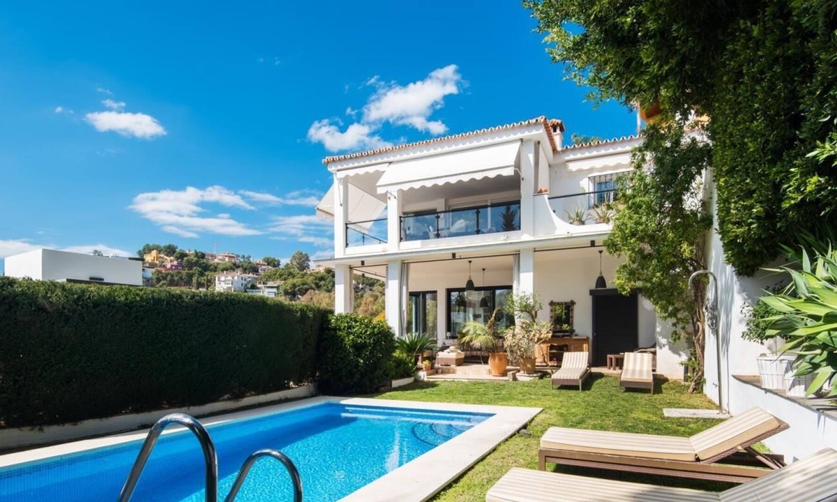Cerrado de Calderon Villa | A Film Village: the sun in your hands