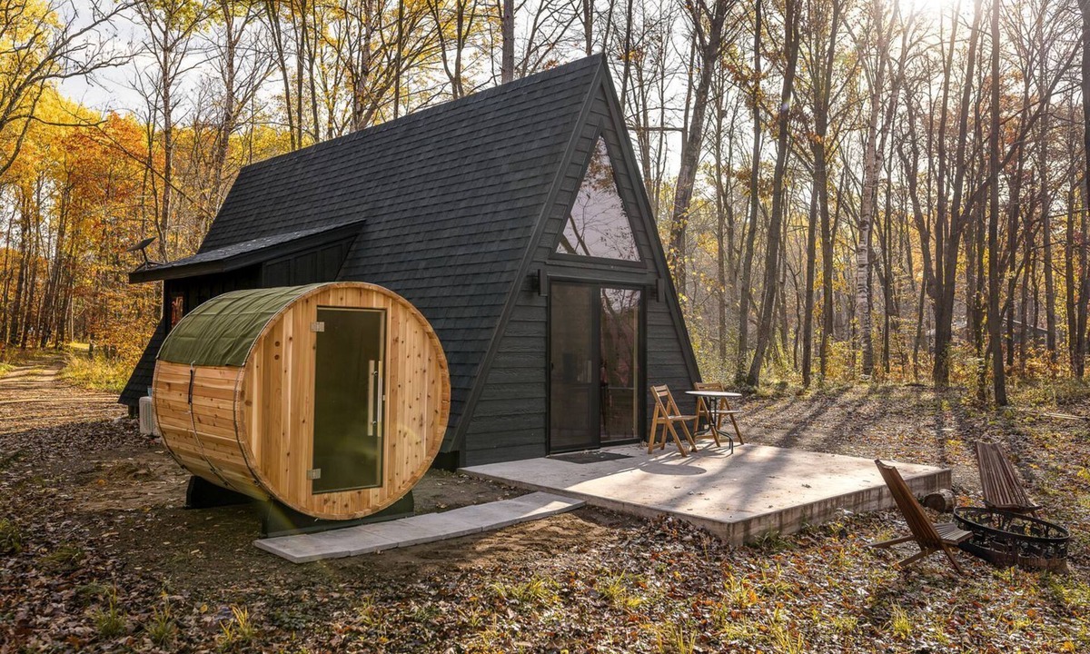 Crosby Cabin | A-Frame Paradise: Retreat with Exclusive Steam Sauna in Mission Township