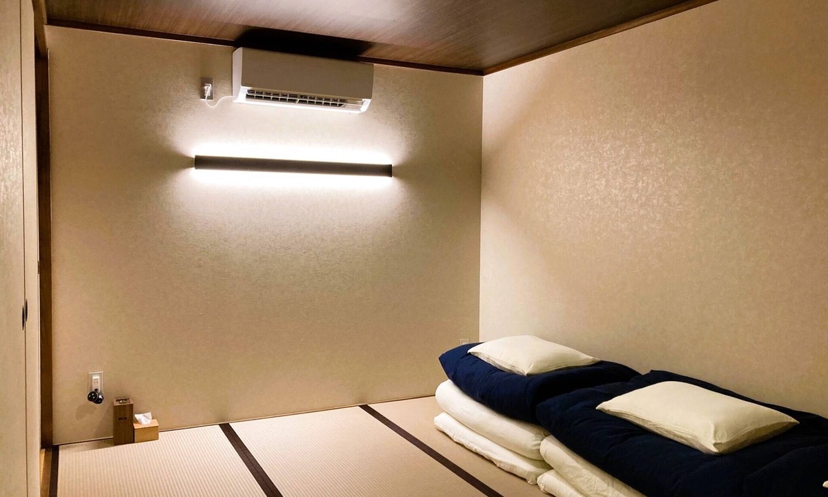Takihara Onsen House | A hideaway located in the shopping district near W/Wakayama Wakayama