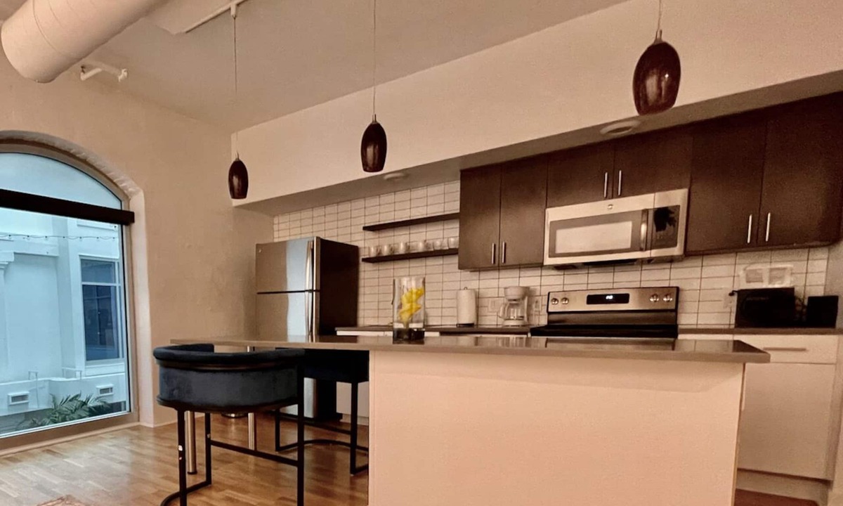 Downtown Omaha Apartment | A historic 700 square foot Atrium loft in the heart of the Old Market